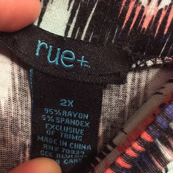 Tribal/chevron print maxi - Picture 3 of 3